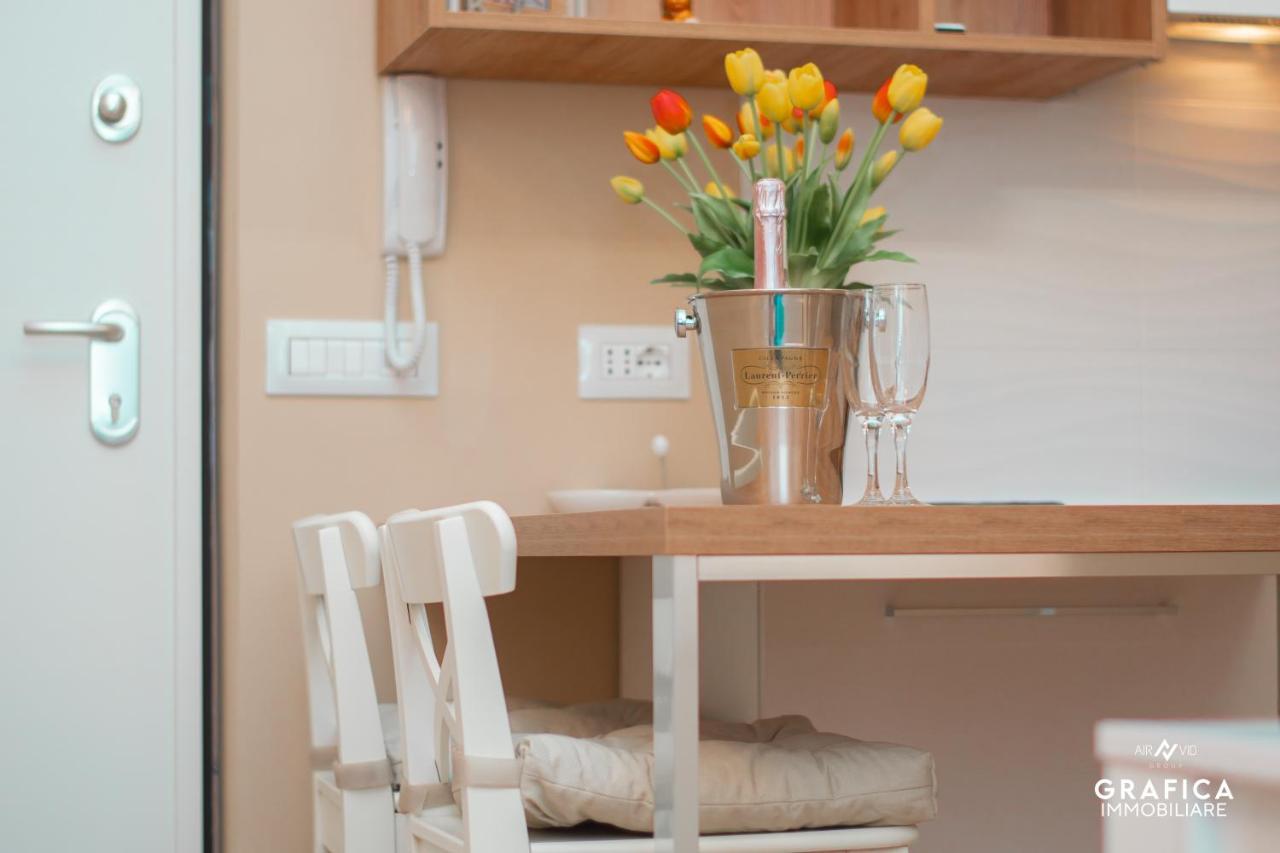 Ameli Home Luxury Apartment Ταράντο Εξωτερικό φωτογραφία